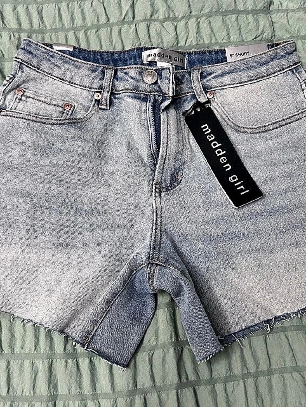 Madden Girl 5" Denim Short Women's Blue Size 7 NWT